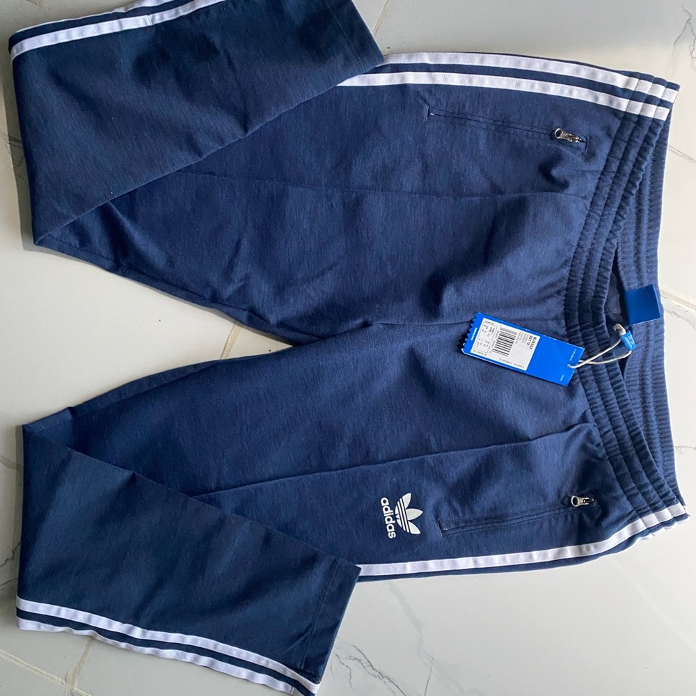 Women’s adidas pants/sweatpants